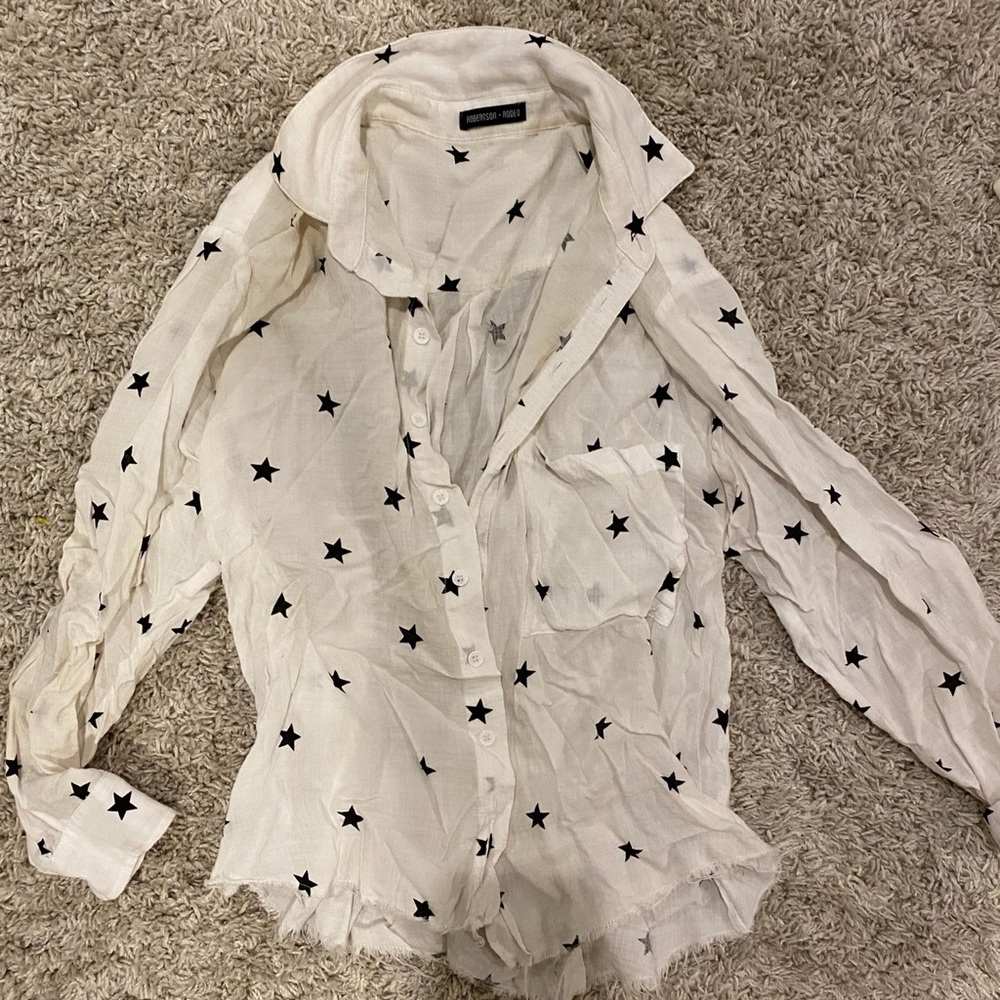 Button Down Star top!